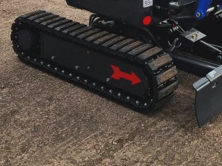 Gummikette und Laufwerk des Rippa R13 PRO, Ausschnitt
